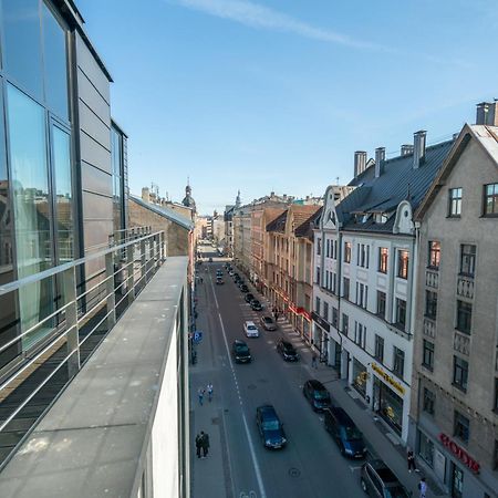 Easyrooms Dzirnavu Riga Exterior photo