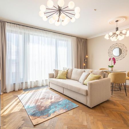 Easyrooms Dzirnavu Riga Exterior photo