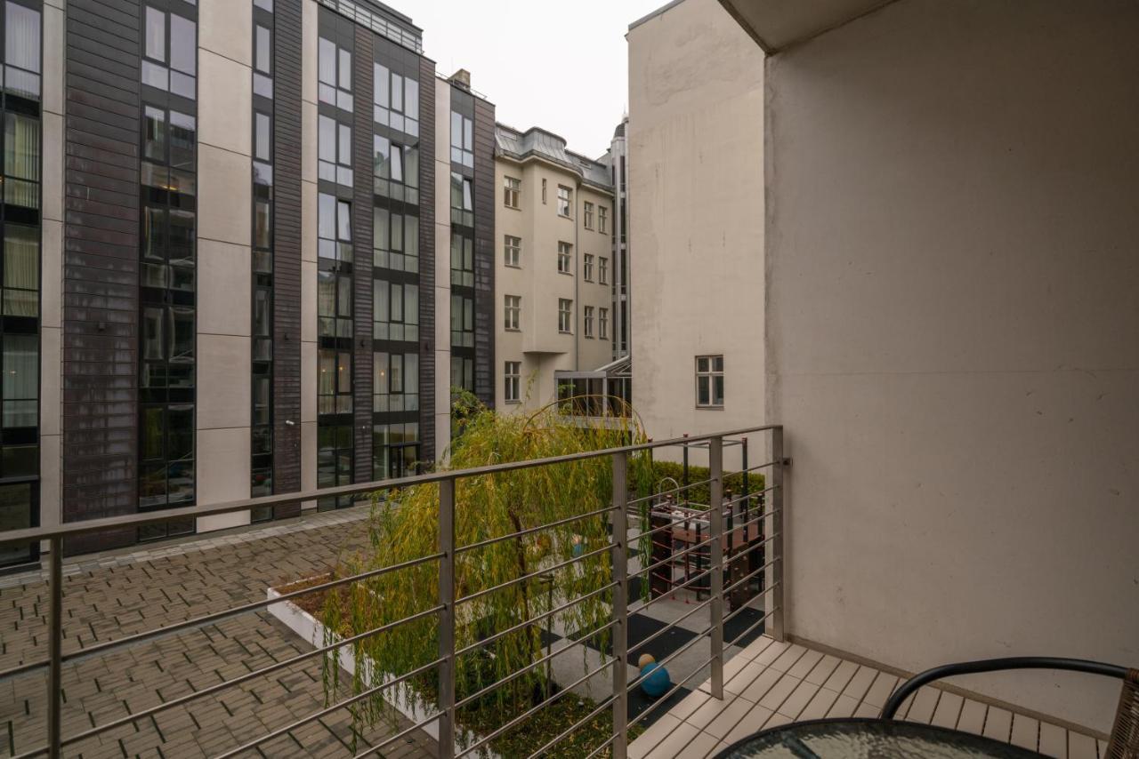 Easyrooms Dzirnavu Riga Exterior photo