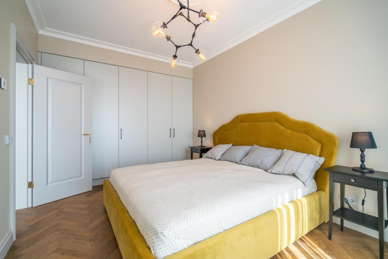 Easyrooms Dzirnavu Riga Exterior photo