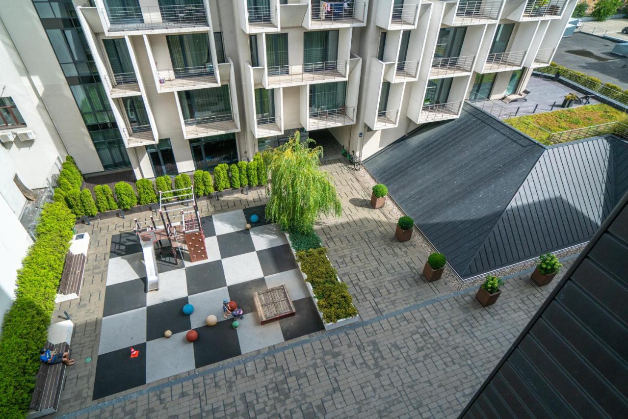 Easyrooms Dzirnavu Riga Exterior photo