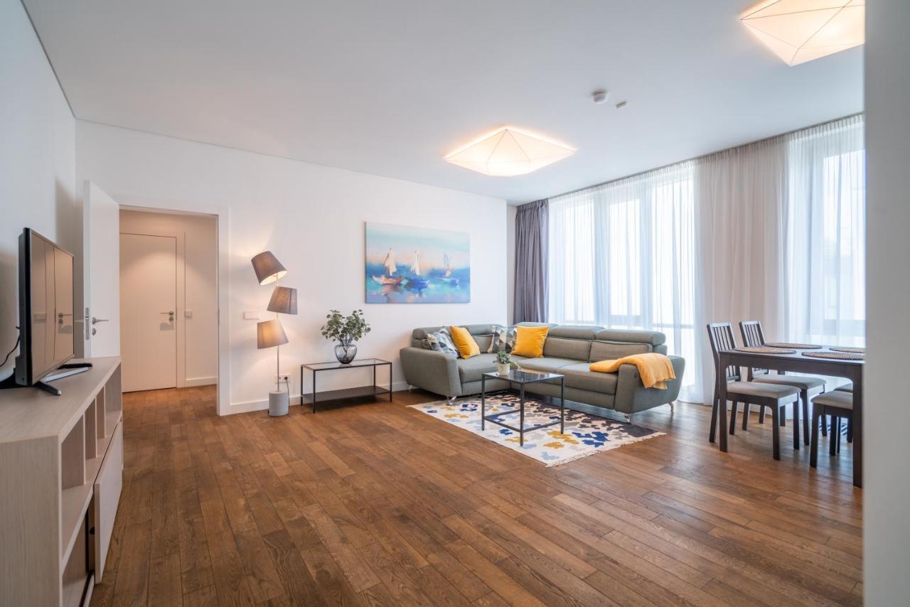 Easyrooms Dzirnavu Riga Exterior photo