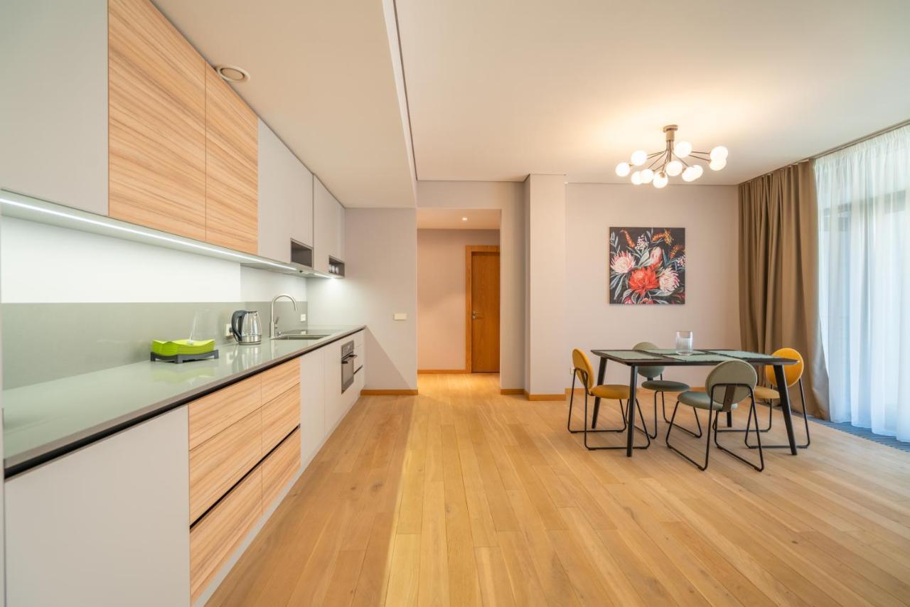 Easyrooms Dzirnavu Riga Exterior photo