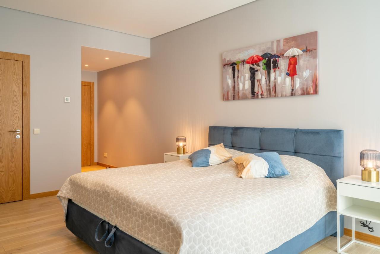 Easyrooms Dzirnavu Riga Exterior photo