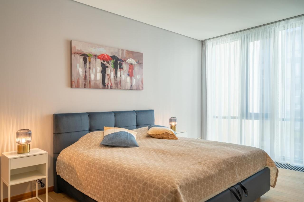 Easyrooms Dzirnavu Riga Exterior photo